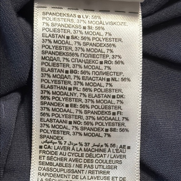 🌹 ATHLETA DARK GRAY SLEEVELESS GATHERED SIDES TOP - Picture 4 of 4